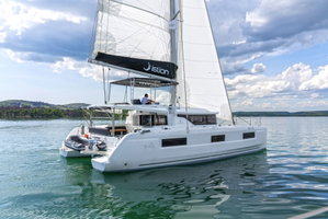 Lagoon 46 „First Care“ – fotka 11