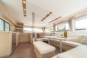 Lagoon 46 „First Care“ – fotka 3