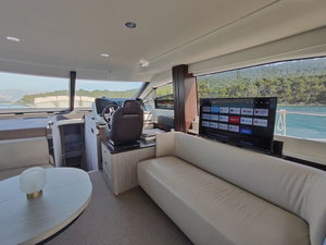 Azimut 55 „BE HAPPY“ – fotka 18