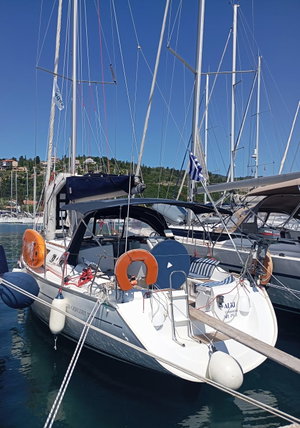 Sun Odyssey 37