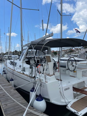 Oceanis 38.1 „Cocco“ – fotka 3