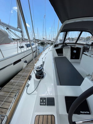 Oceanis 38.1 „Cocco“ – fotka 8