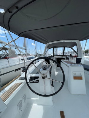 Oceanis 38.1 „Cocco“ – fotka 5
