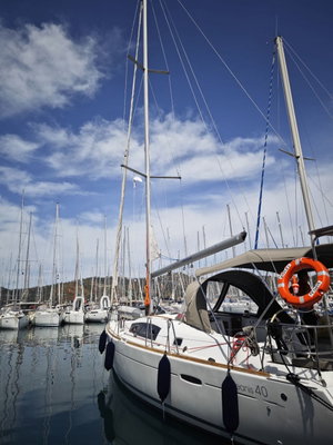 Oceanis 40 „Violet“ – fotka 2