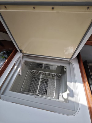 Oceanis 40 „Violet“ – fotka 5