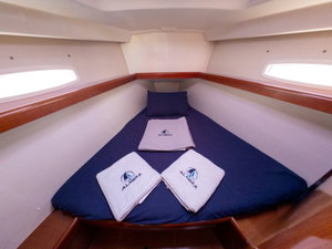 Oceanis 40 „Violet“ – fotka 10