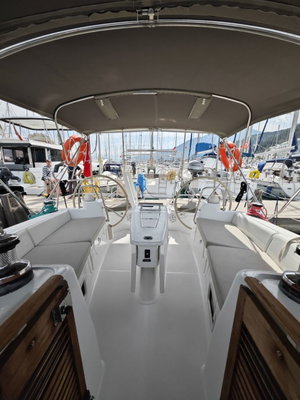 Oceanis 40 „Violet“ – fotka 3