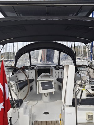 Oceanis 40 „Violet“ – fotka 9