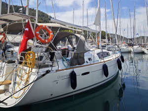 Oceanis 40 „Violet“ – fotka 1