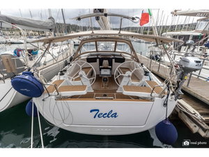 Hanse 388 „Tecla - Water maker, Solar Panel - BOTH SAILS triradial, Retractabile Bow Trust“ – fotka 1