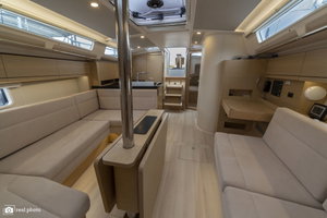 Hanse 388 „Tecla - Water maker, Solar Panel - BOTH SAILS triradial, Retractabile Bow Trust“ – fotka 3