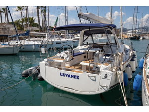 Oceanis 35.1 „Levante - Standard line“ – fotka 1