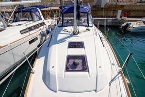 Oceanis 35.1 „Levante - Standard line“ – fotka 4