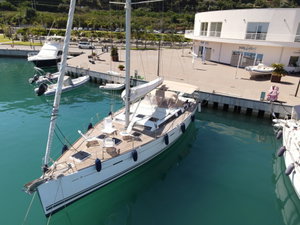 Dufour 525 „Rainbow“ – fotka 1