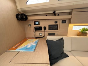 Oceanis 40.1 „COSMIC DANCER“ – fotka 4