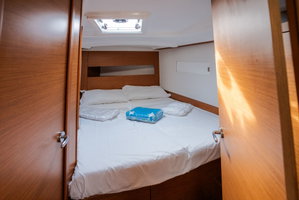 Sun Odyssey 410 „Pheia - Comfort line“ – fotka 2