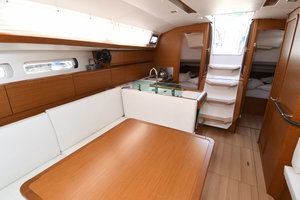 Sun Odyssey 419 „Kiss Kiss“ – fotka 9