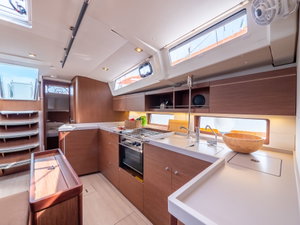 Oceanis 46.1 „AMORINO“ – fotka 6