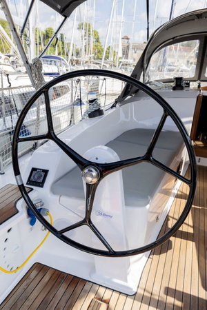 Bavaria Cruiser 37 Style „FORTUNATA“ – fotka 8