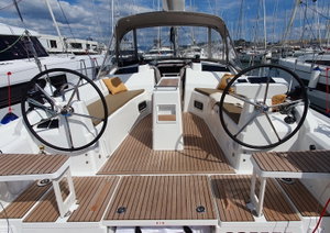 Oceanis 37.1 „BREEZE“ – fotka 9
