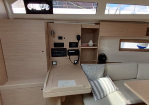 Oceanis 37.1 „BREEZE“ – fotka 15
