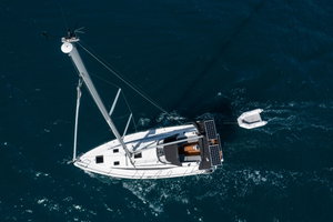 Bavaria C38 „MARTINI“ – fotka 20