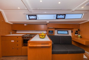 Bavaria C38 „MARTINI“ – fotka 15