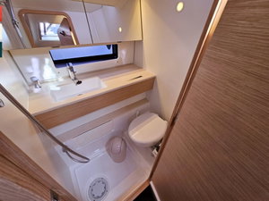 Dufour 41 „Ava (A/C & gen)“ – fotka 56