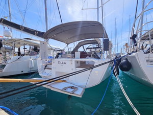 Dufour 41 „Ella (A/C & gen)“ – fotka 2