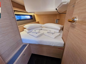 Dufour 41 „Ella (A/C & gen)“ – fotka 51