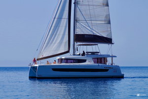 Bali 4.8 „Antigone - A/C, Generator, Water maker“ – fotka 5