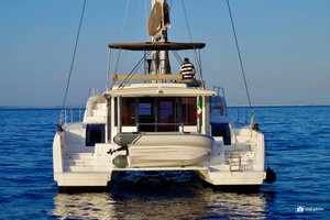 Bali 4.8 „Antigone - A/C, Generator, Water maker“ – fotka 3