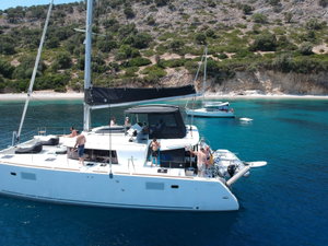Lagoon 450 Flybridge „EVI“ – fotka 1