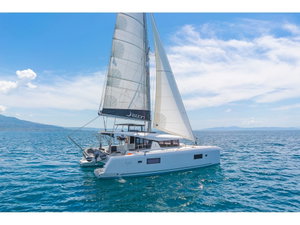 Lagoon 42 „Aurora“ – fotka 2