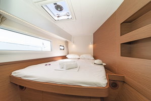 Lagoon 42 „Aurora“ – fotka 8