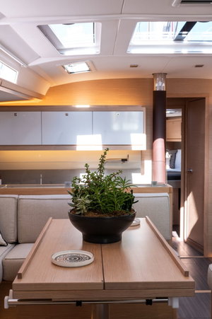 Dufour 530 „Ionian Blue“ – fotka 11