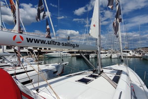 Oceanis 46.1 „DOMMIE“ – fotka 23