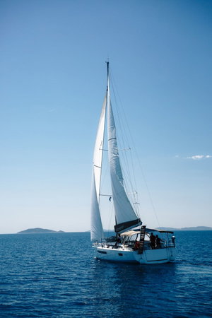 Sun Odyssey 490 „PNOE“ – fotka 2