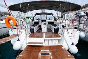 Sun Odyssey 490 „PNOE“ – fotka 5