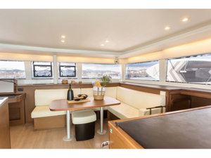 Lagoon 450  Flybridge