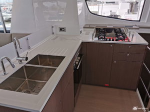 Bali 4.6 „Moderna - A/C, Generator, WM, Solar Panel, BBQ“ – fotka 7