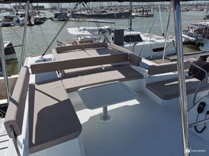 Bali 4.6 „Moderna - A/C, Generator, WM, Solar Panel, BBQ“ – fotka 14