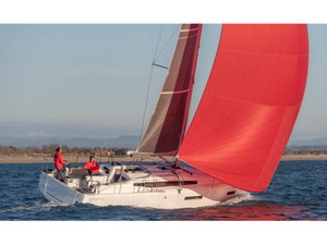 Sun Odyssey 380 „Phos - Comfort line“ – fotka 1