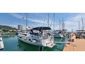 Oceanis 40.1 „Maverick“ – fotka 1