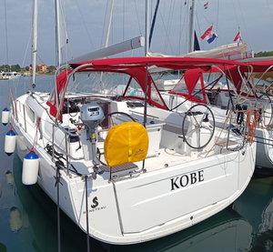 Oceanis 40.1 „KOBE“ – fotka 2