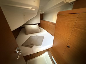 Sun Odyssey 349