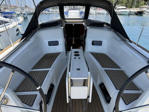 Sun Odyssey 349