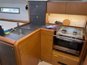 Sun Odyssey 349
