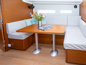 Sun Odyssey 410 „OSKAR new 2024 (air condition, solar panels)“ – fotka 6