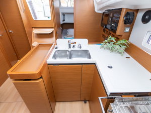 Sun Odyssey 410 „OSKAR new 2024 (air condition, solar panels)“ – fotka 10